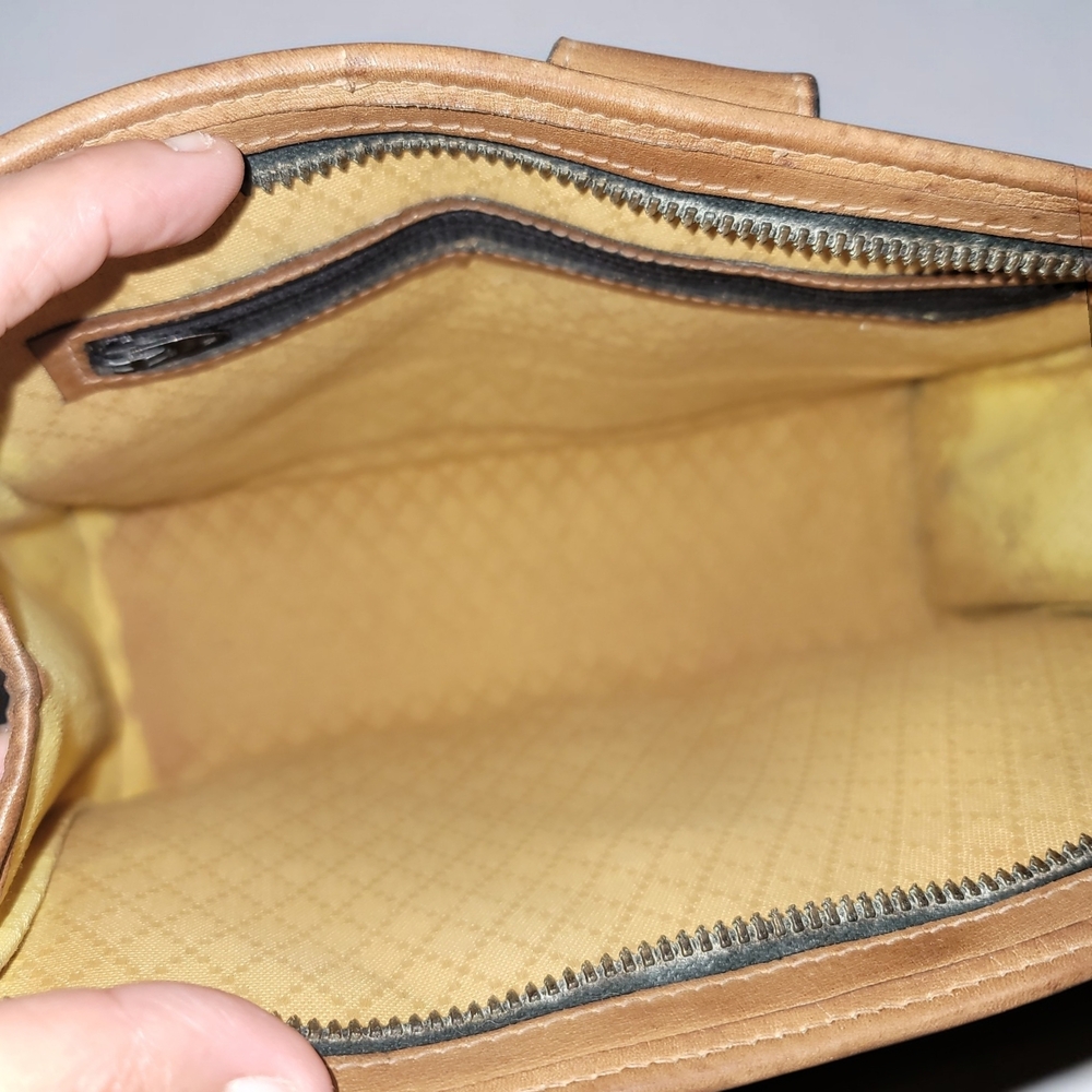 Gucci VTG Black Canvas Shoulder Bag with Brown Leather Trim And Free Bag Insert - Picture 11 of 13